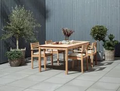 JUTLANDIA VESTERHAVET L210 Bord Teak + 4 VESTERHAVET Stol Teak -Utemöbler affär 151471