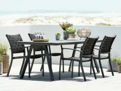 JUTLANDIA FAUSING L220 Bord Svart + 4 JEKSEN Stol Svart
