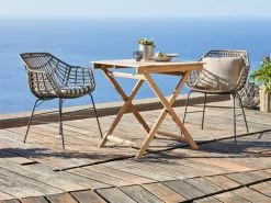 JUTLANDIA VESTERHAVET L70 Bord Teak + 2 ILDERHUSE Stol Natur