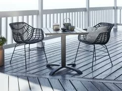 JUTLANDIA HOBRO L70 Bord Svart + 2 ILDERHUSE Stol Svart