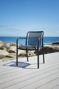 Stapelstol NABBEN Svart -Utemöbler affär 201316