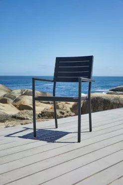 JUTLANDIA Stapelstol PADHOLM Svart 13 JUTLANDIA Stapelstol PADHOLM Svart -Utemöbler affär 201318