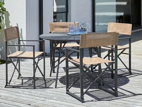 JUTLANDIA RANGSTRUP Ø110 Bord Svart + 4 NAGELSTI Stol Svart 3 JUTLANDIA RANGSTRUP Ø110 Bord Svart + 4 NAGELSTI Stol Svart