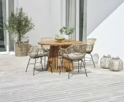 HOLTE Ø120 Bord Hårdträ + 4 ILDERHUSE Stol Natur -Utemöbler affär 203877